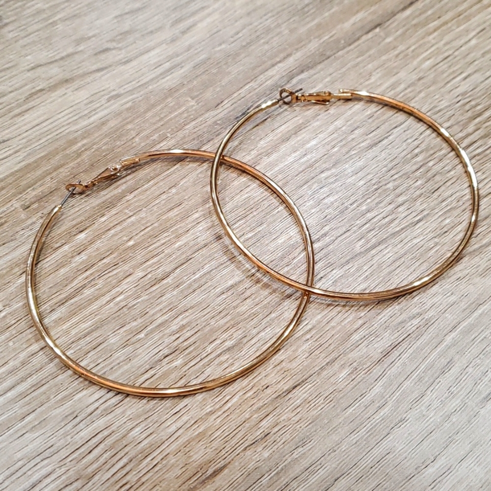 Big hoop gold earrings